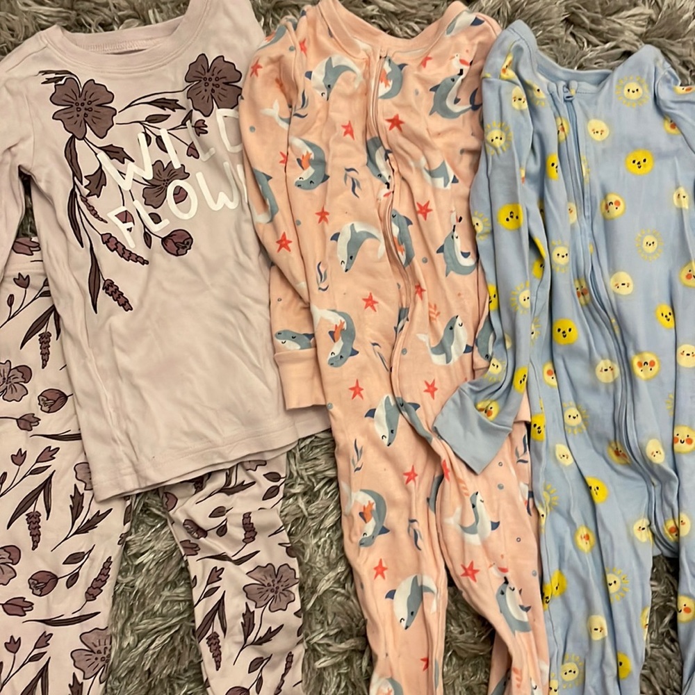 EUC - 3 Pair of Old Navy Cotton Pajamas